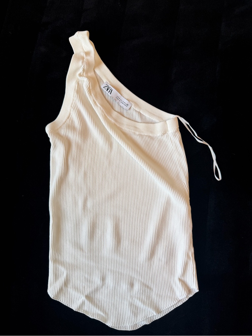 Zara Cream One-Shoulder Ribbed Tank
